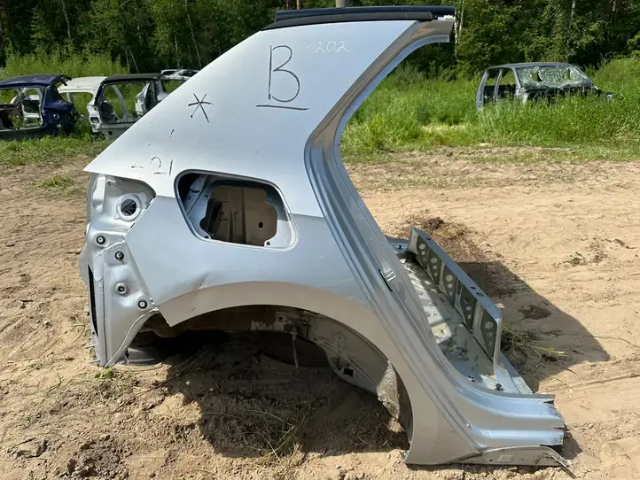 Volkswagen ID.3 (2019 - ) Задняя часть кузова — фото 1