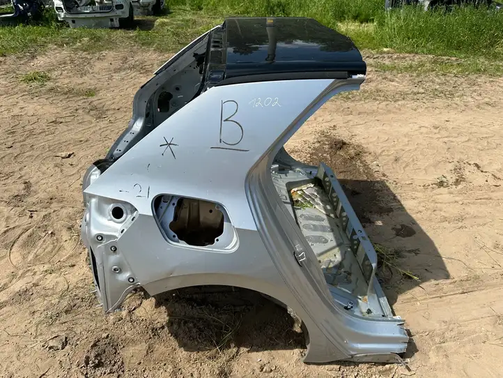 Volkswagen ID.3 (2019 - ) Задняя часть кузова — фото 15