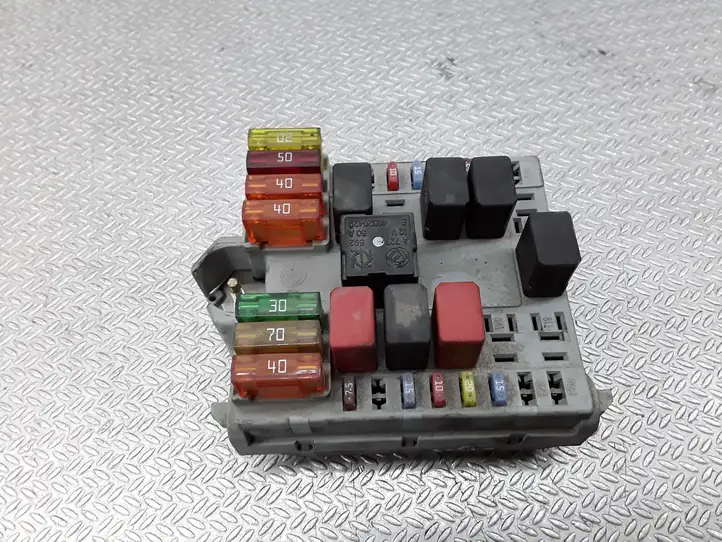 (2002 - 2012) 46766027 Блок предохранителей — фото 1