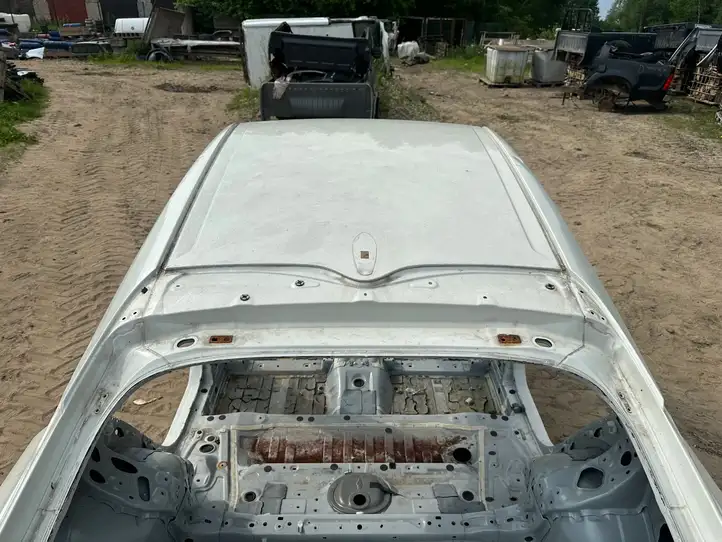 Toyota Prius (XW50) (2015 - ) Задняя часть кузова — фото 3