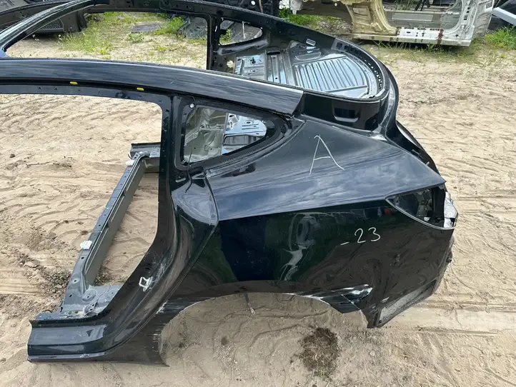 Tesla Model 3 (2017 - 2023) Задняя часть кузова — фото 18