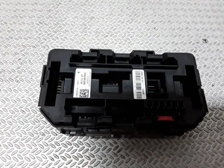BMW 3 F30 F35 F31 (2012 - 2018) 922487903 Блок предохранителей — фото 2