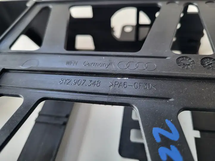 Audi A3/S3 8Y (2020 - ) Кронштейн GPS-навигатора — фото 7