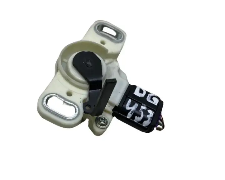 Toyota Auris E180 (2012 - 2018)  8951047050 Датчик тормозной педали