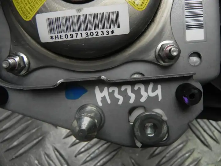 Toyota Prius (XW30) (2009 - 2015) HE097130233 Подушка безопасности руля — фото 7