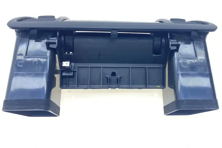 Subaru Legacy (2003 - 2009) 66120AG Отделка магнитолы — фото 2