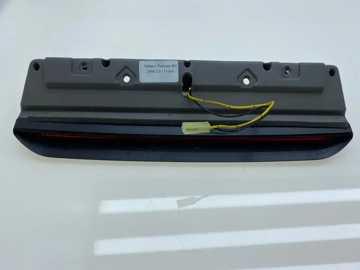 Subaru Forester SG (2006 - 2008) 84701FC030ND Дополнительный стоп фонарь — фото 3
