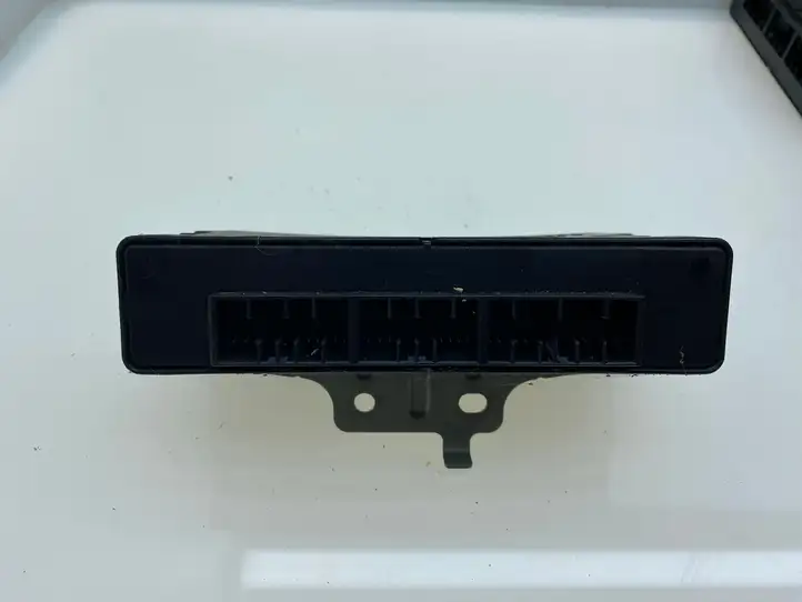 Subaru Outback (2003 - 2007) 88281AG240 Блок иммобилайзера — фото 3