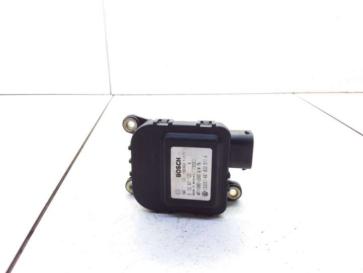 Audi A6 (2001 - 2004)  4B1820511A Двигатель задвижки потока воздуха