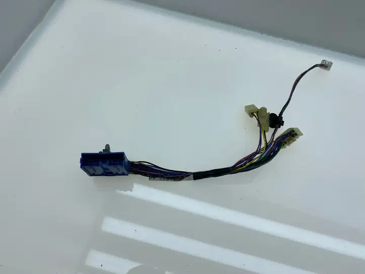 Subaru Legacy (2003 - 2009) 81870AG230 Прочая электропроводка — фото 4