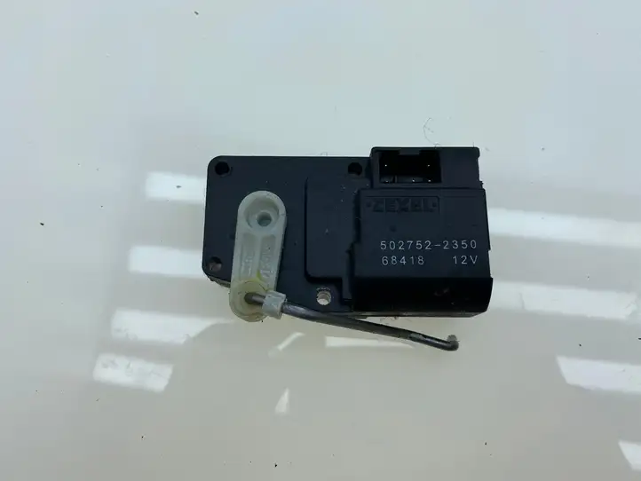 Subaru Forester SG (2006 - 2008) 5027522350 Двигатель задвижки потока воздуха — фото 2