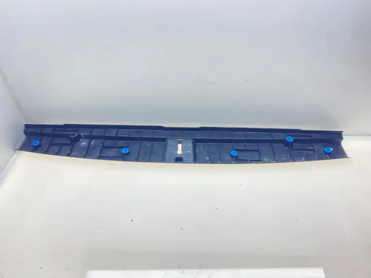 Subaru Outback (2003 - 2007) 95073AG04AJC Отделка порога багажника — фото 3