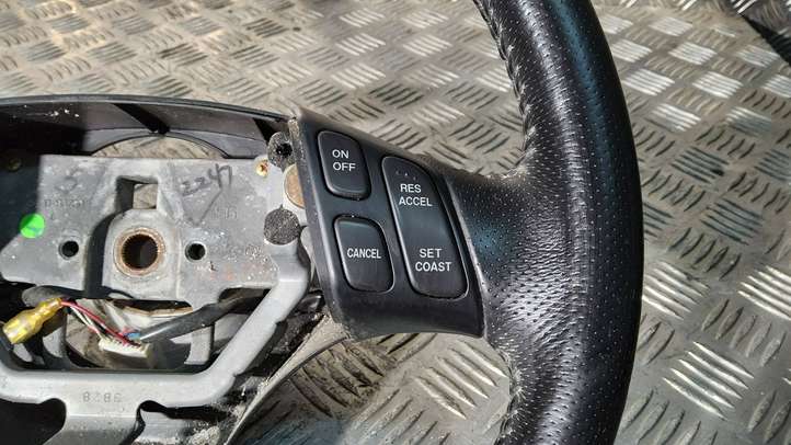 Mazda 6. (2002 - 2005)  GS12000720 Руль