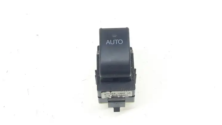 Toyota Avensis T250 (2006 - 2009) 8481005050 Блок кнопок стеклоподъемников — фото 1