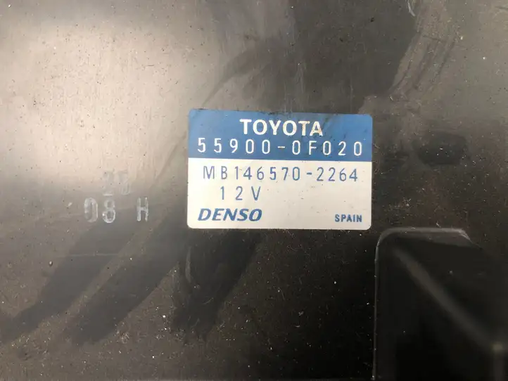 Toyota Corolla Verso E121 (2004 - 2007) 559000F020 Блок управления климат-контролем — фото 4