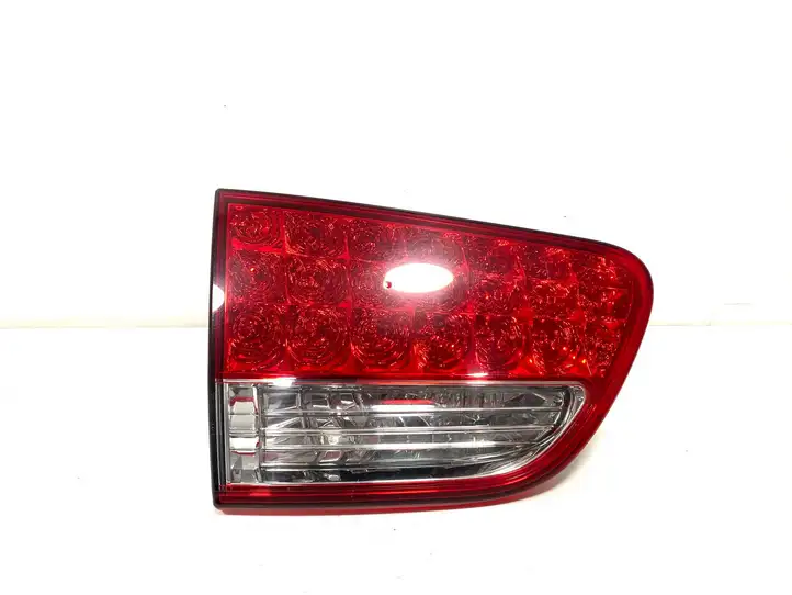 Citroen C-Crosser (2007 - 2013) 1146380L Задний фонарь в крышке багажника — фото 1
