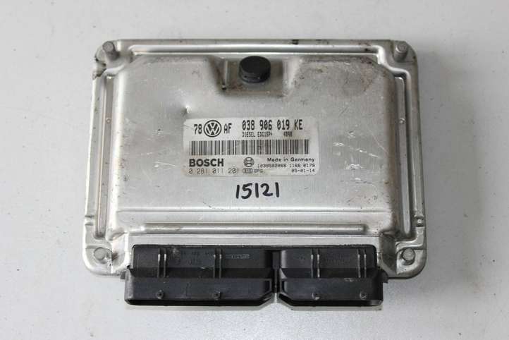 Volkswagen PASSAT B5.5 (2001 - 2005)  038906019KE Блок управления двигателя