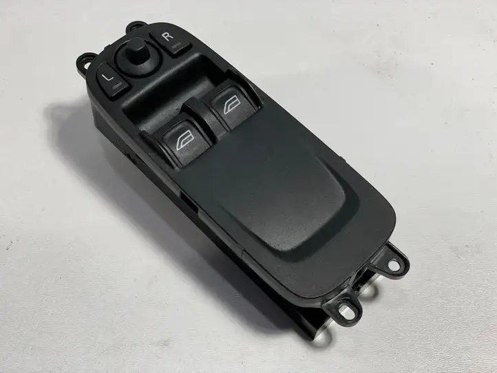 Volvo C30 (2007 - 2010) 30773208 Кнопка стеклоподъемников — фото 1