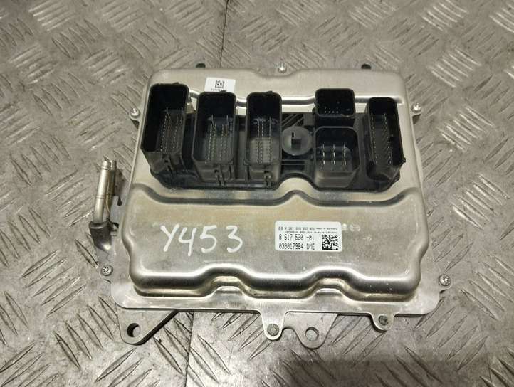 BMW X5 F15 (2013 - 2017)  8617520 Блок управления двигателя