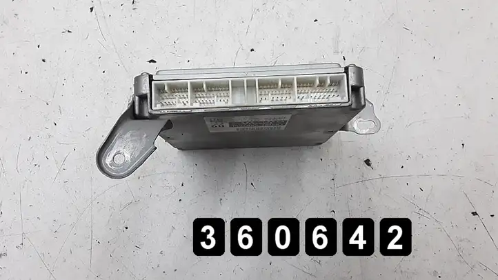 Toyota Previa (XR30, XR40) II (2000 - 2006) # 2000d4d 8966128890 1758005321 Блок управления двигателем (ЭБУ) — фото 3