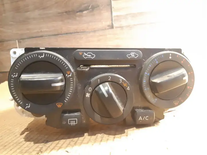 Nissan Note (E11) (2006 - 2014) 12V Блок управления климат-контролем — фото 1