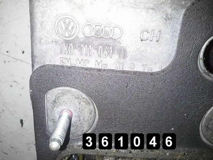 Volkswagen Caddy (2004 - 2010) 2000sdi 1k0711061a Кулиса КПП — фото 4