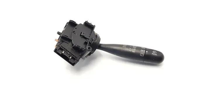 Toyota Corolla Verso AR10 (2004 - 2009) 173647 Переключатель стеклоочистителей — фото 1