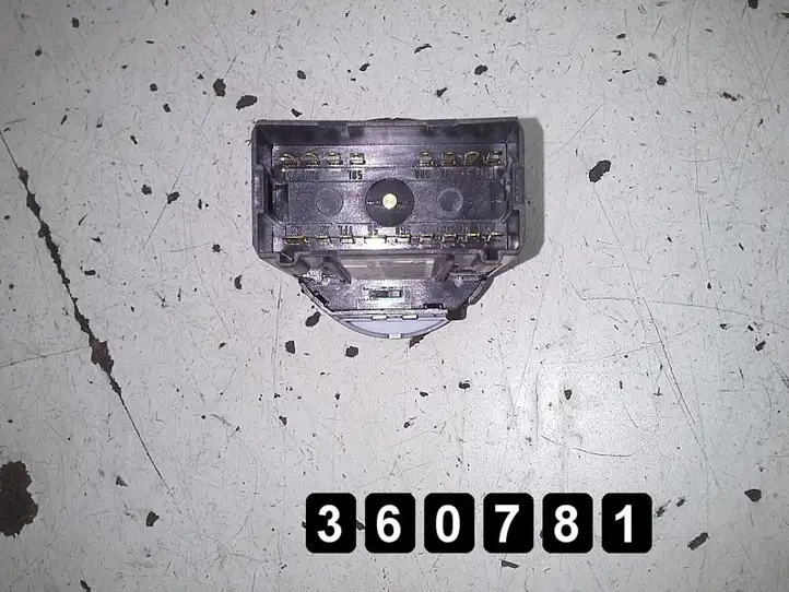 Seat Exeo (3R) (2008 - 2013) 3r0941531a Другие включатели / ручки/ переключатели — фото 3