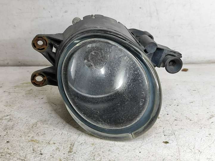 Audi A4 (2000 - 2006)  8E0941699B Передняя противотуманная фара