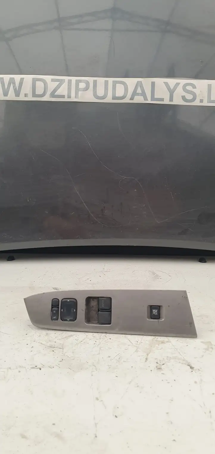 Ford Ranger (2006 - 2009) C8HD201OMT Кнопка стеклоподъемников — фото 1