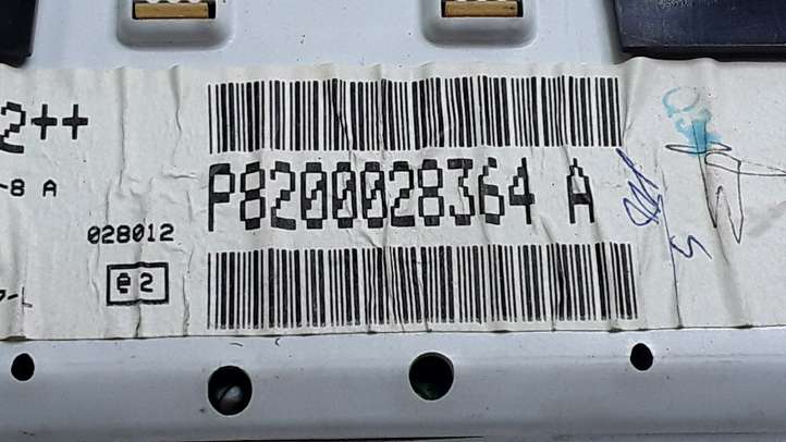 Renault Megane I (1995 - 2002)  8200028364A Экран/ дисплей / маленький экран