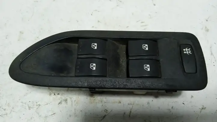 Renault Laguna II (2001 - 2005) 26515 Блок кнопок стеклоподъемников — фото 1