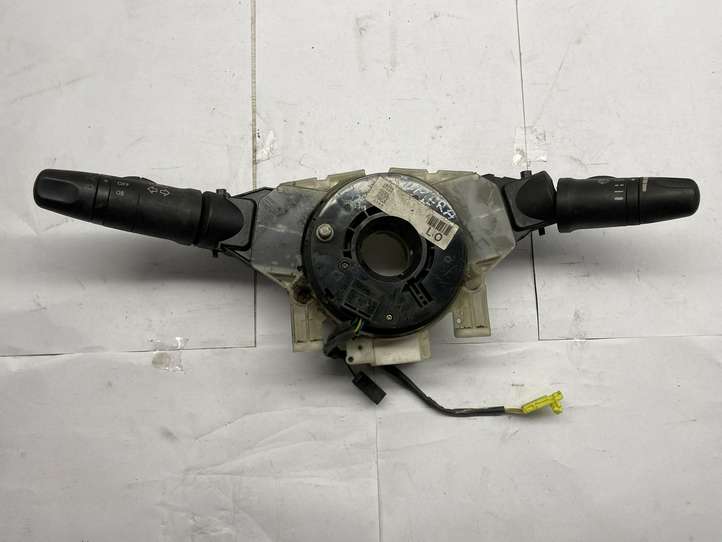 Nissan Almera N16 (2000 - 2010)  25560 Комплект ручек