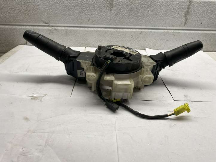 Nissan Almera N16 (2000 - 2010)  25560 Комплект ручек