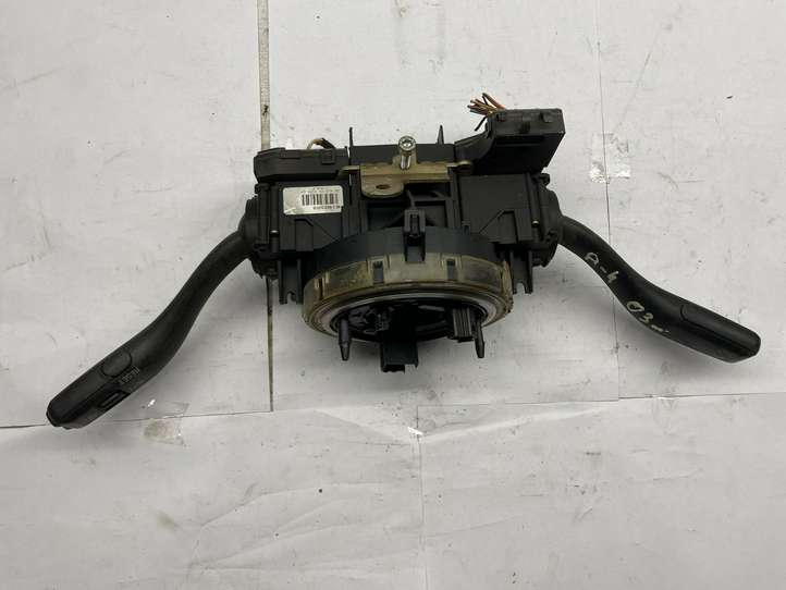 Audi A4 (2004 - 2009)  8E0953549F Комплект ручек