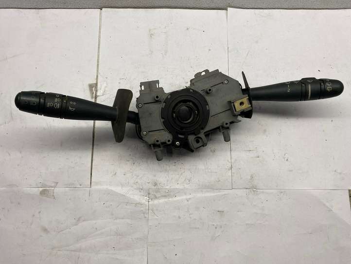 Renault Scenic II -  Grand scenic II (2003 - 2006)  7700428197 Комплект ручек