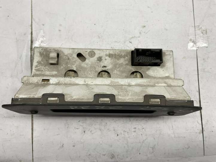 Peugeot 407 (2004 - 2011)  9647499777B00 Экран/ дисплей / маленький экран