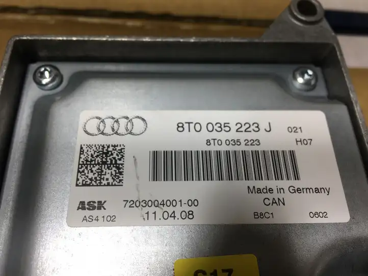Audi A4 S4 B8 8K (2007 - 2011) 8T0035223J Усилитель звука — фото 2