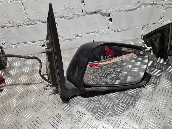 Nissan Navara D40 (2004 - 2015) Боковое зеркало с электроприводом — фото 1