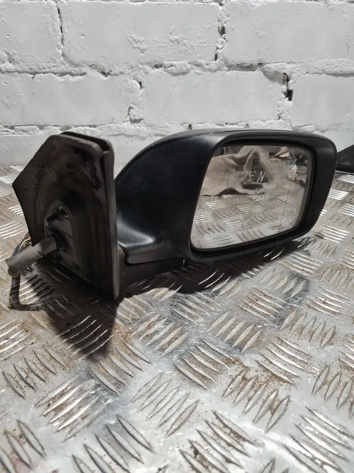 Toyota Avensis T250 (2003 - 2006) Боковое зеркало с электроприводом — фото 1