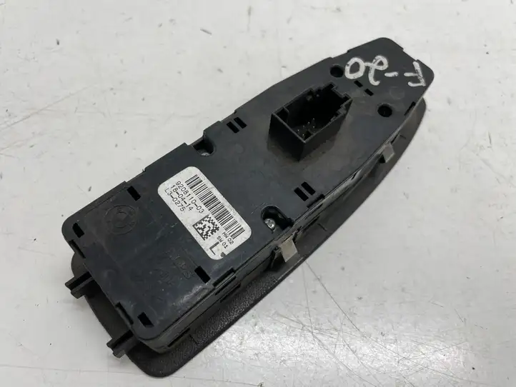 BMW 1 F20 F21 (2011 - 2019) 9208110 Блок кнопок стеклоподъемников — фото 2
