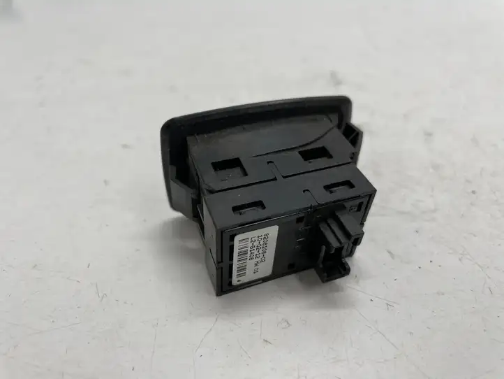 BMW 3 F30 F35 F31 (2012 - 2018) 9208106 Блок кнопок стеклоподъемников — фото 2