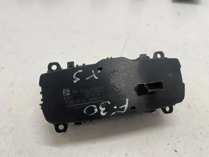 BMW 3 F30 F35 F31 (2012 - 2018) 9265302 Включатель фонарей — фото 2