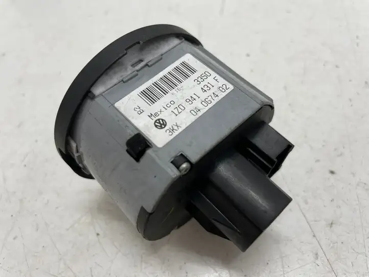 Skoda Octavia Mk3 (5E) (2013 - 2019) 1Z0941431F Включатель фонарей — фото 2