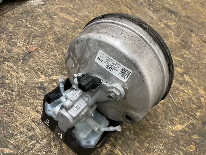 Audi A4 S4 B9 (2015 - 2019) 8W0612103B Вакуумный усилитель тормозов — фото 1