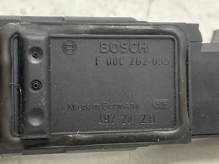 Volkswagen PASSAT B6 (2005 - 2010) F00C2G2055 Датчик массового расхода воздуха — фото 2