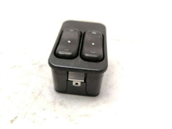 Opel Astra (1998 - 2004)  13363201 Кнопка стеклоподъемников