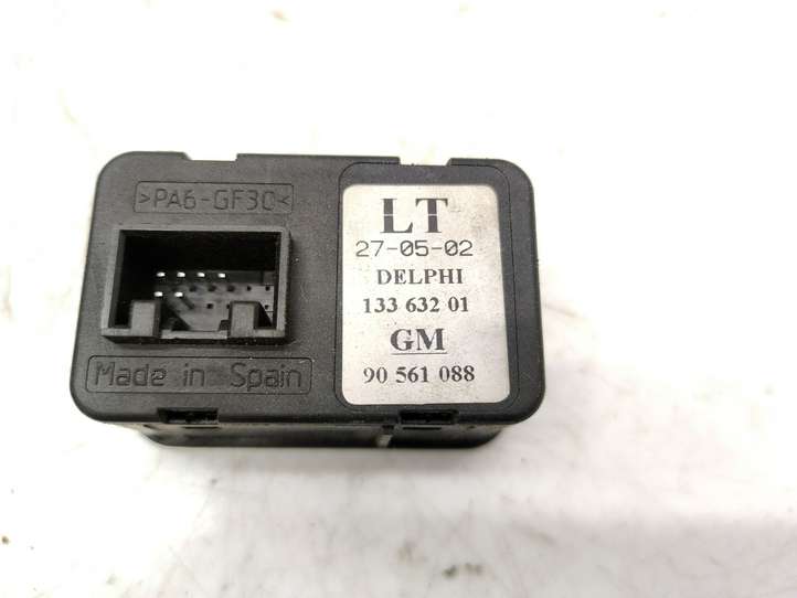 Opel Astra (1998 - 2004)  13363201 Кнопка стеклоподъемников