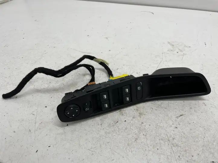 Opel Grandland X (2017 - ) 98319739ZD Блок кнопок стеклоподъемников — фото 1