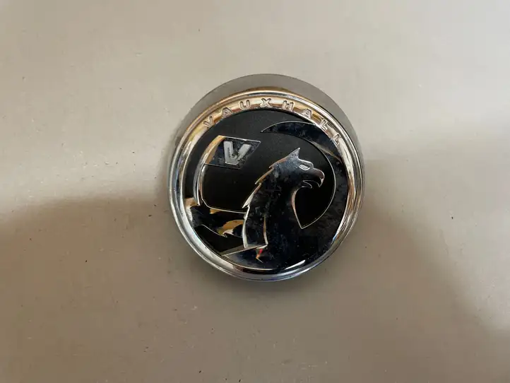 Opel Corsa E (2014 - 2019) 563697283 Выдвижная ручка стекла багажника — фото 1
